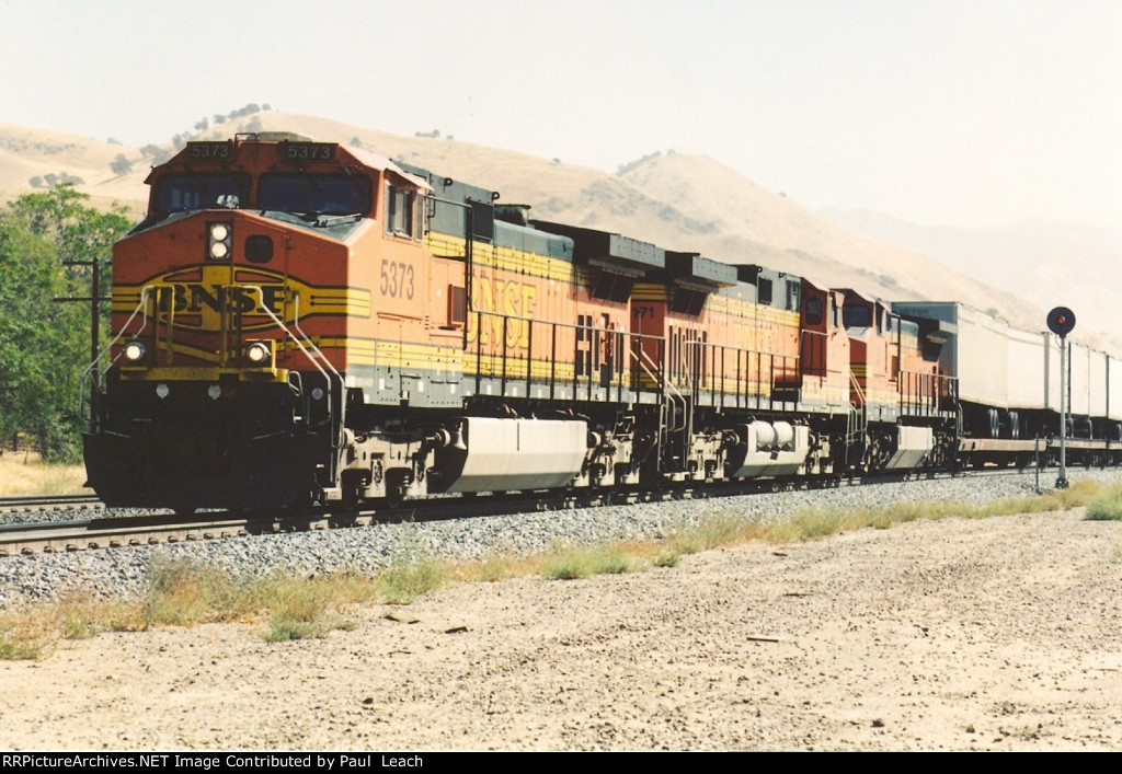 Intermodal rolls west